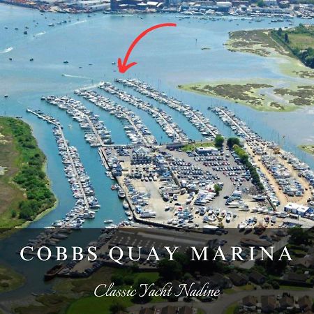 Classic Yacht Nadine In Poole Harbour, Dorset, With A Hot Tub Jacuzzi Eksteriør bilde