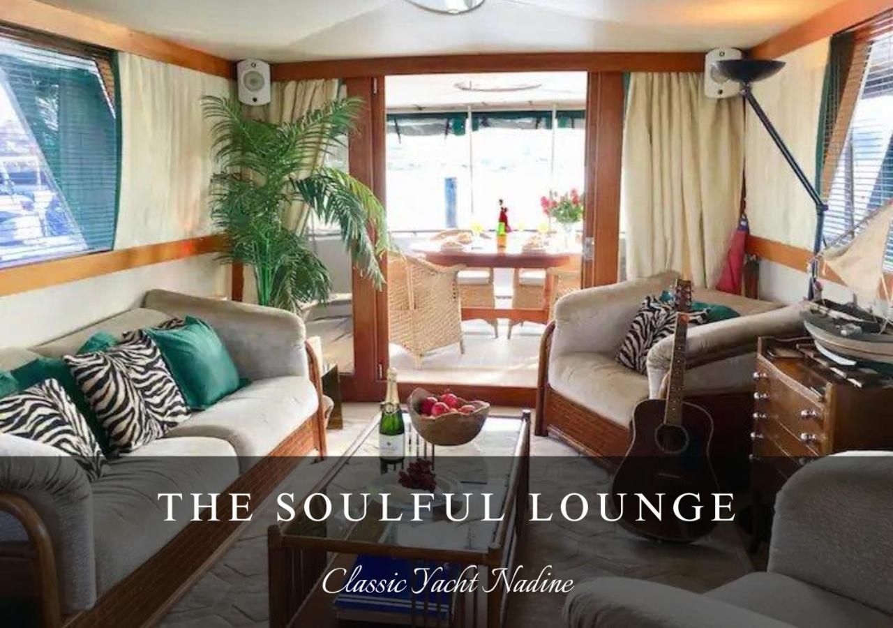 Classic Yacht Nadine In Poole Harbour, Dorset, With A Hot Tub Jacuzzi Eksteriør bilde