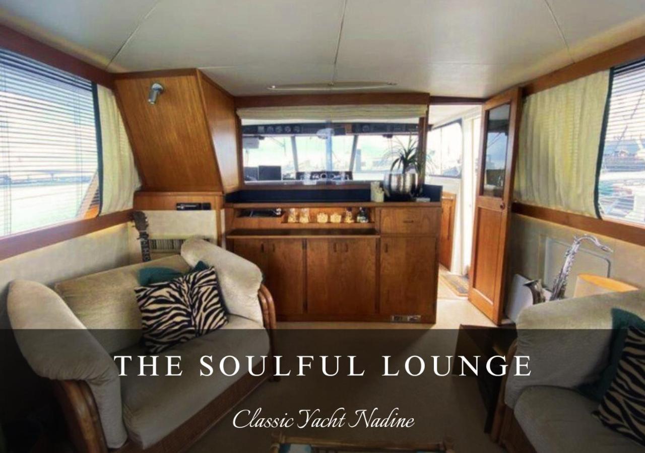 Classic Yacht Nadine In Poole Harbour, Dorset, With A Hot Tub Jacuzzi Eksteriør bilde